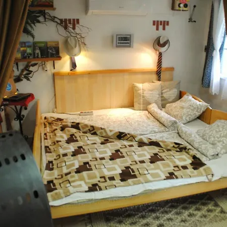 Alex Apartman And Garden *